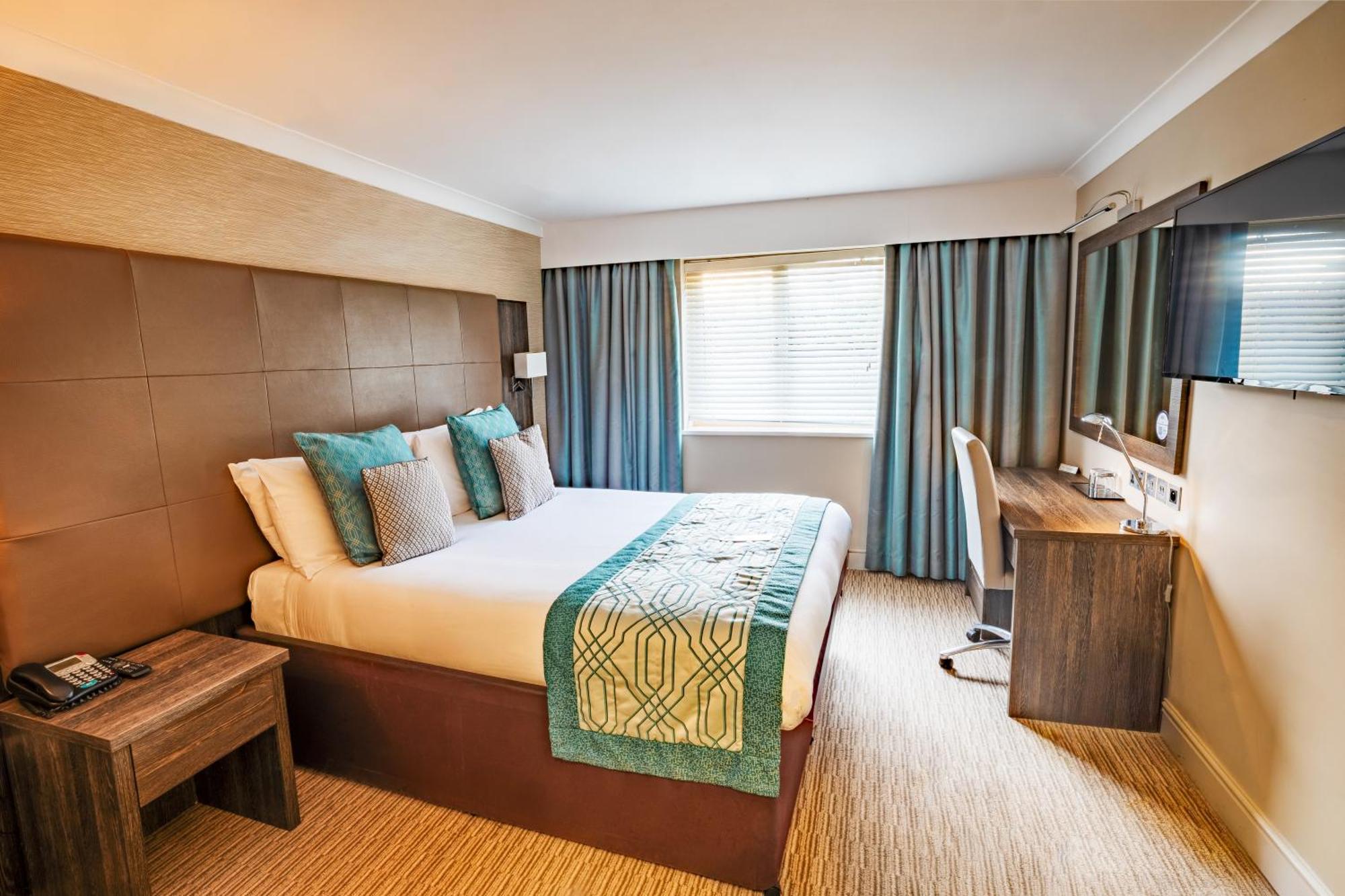 Mercure Milton Keynes Hotel Buitenkant foto
