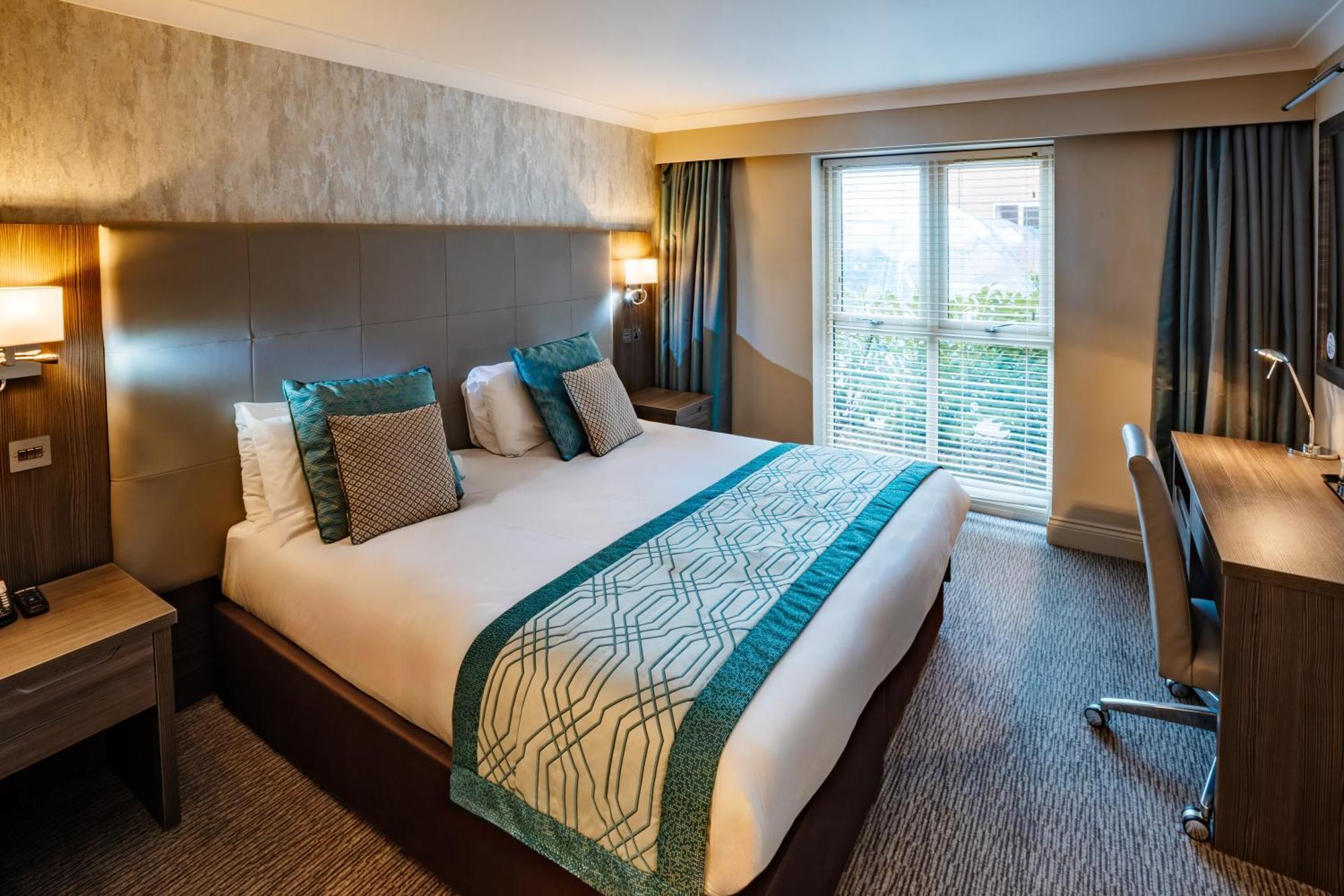 Mercure Milton Keynes Hotel Buitenkant foto